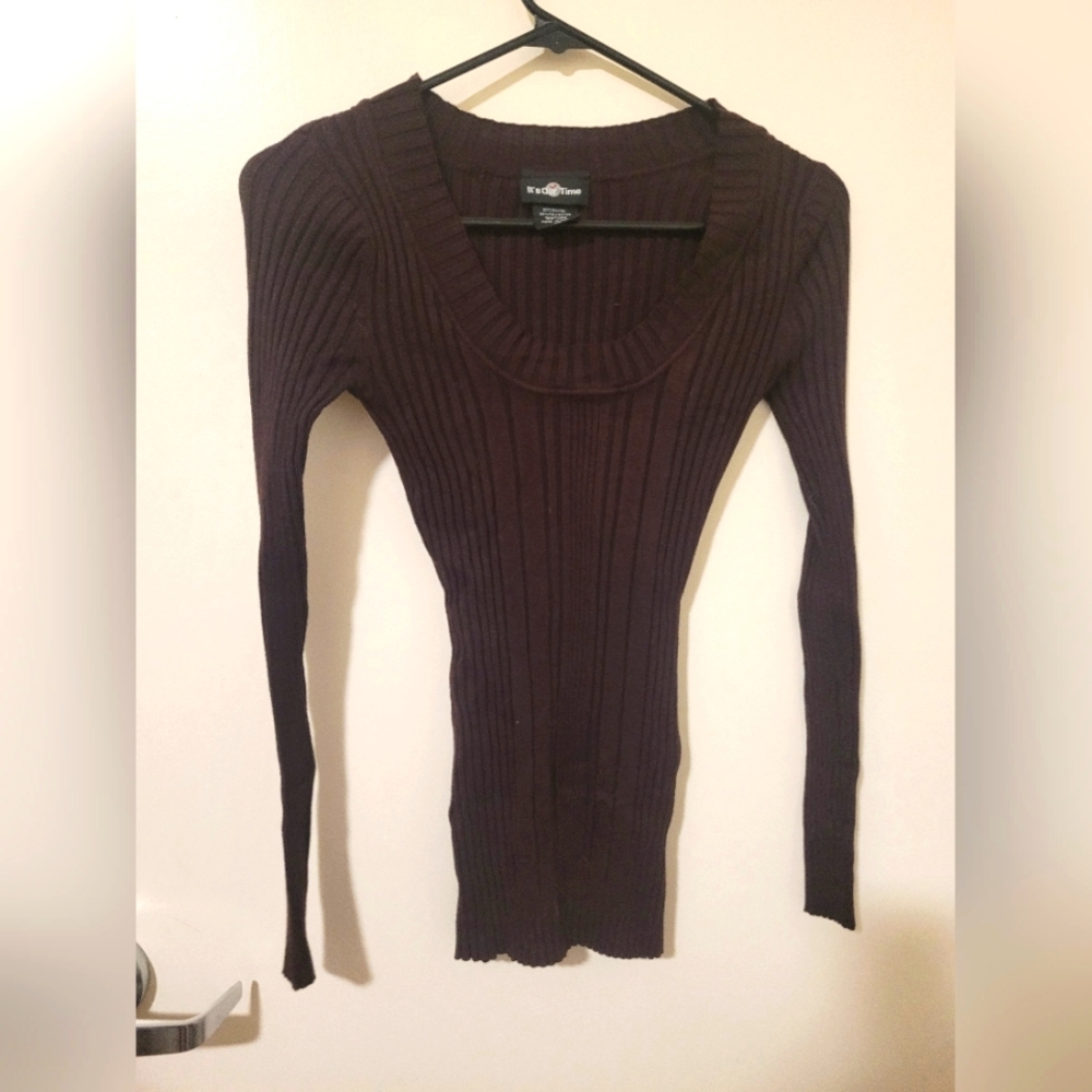 dark brown thick long sleeve scoop neck